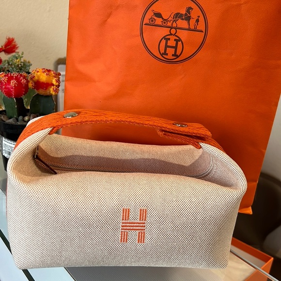 Hermes Handbags - New Hermes Bride A Brac PM PlumeToile H Vanity Case.